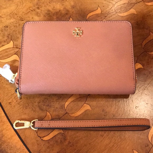 NWOT-Tory Burch Robinson Wristlet/Wallet